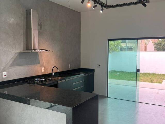 Casa para Venda em Cabo Frio - 2