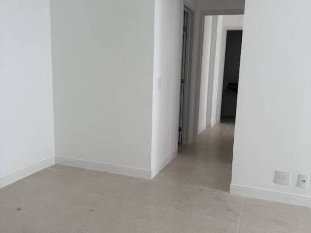 Apartamento para Venda em Cabo Frio - 5