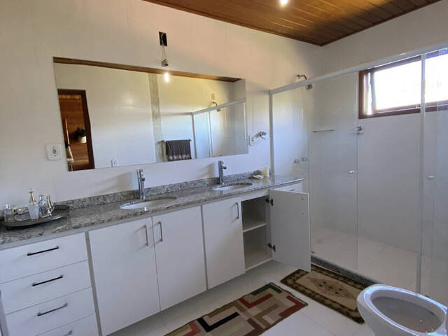 Casa para Venda em Nova Friburgo - 3