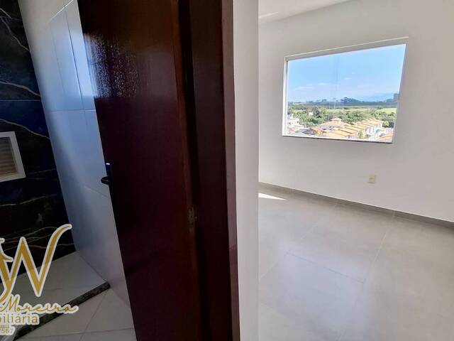 #140 - Casa para Venda em Rio das Ostras - RJ