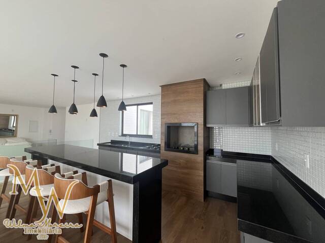 #194 - Cobertura para Venda em Cabo Frio - RJ