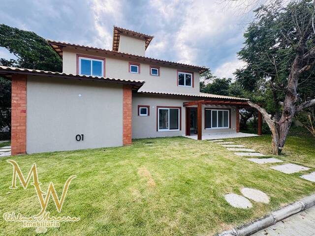 Casa para Venda em Armação dos Búzios - 2