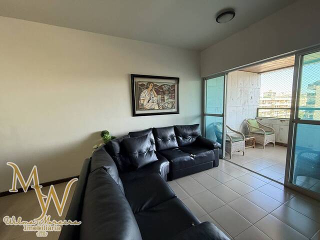 #217 - Apartamento para Venda em Cabo Frio - RJ