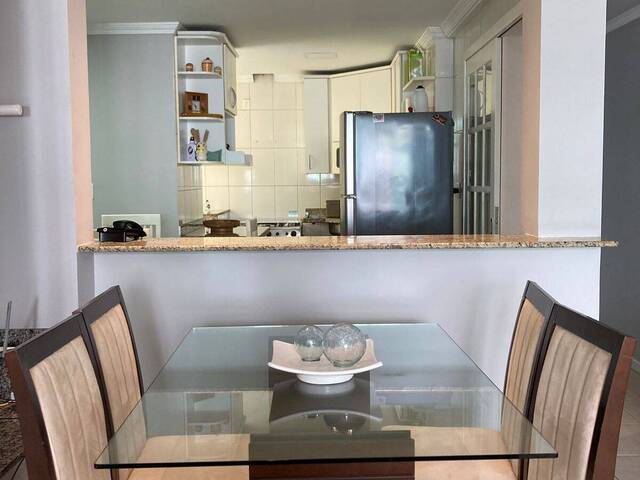 #229 - Apartamento para Venda em Cabo Frio - RJ