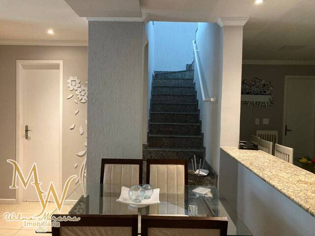 Apartamento para Venda em Cabo Frio - 5