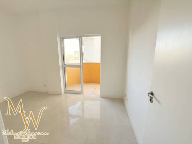 Apartamento para Venda em Cabo Frio - 5