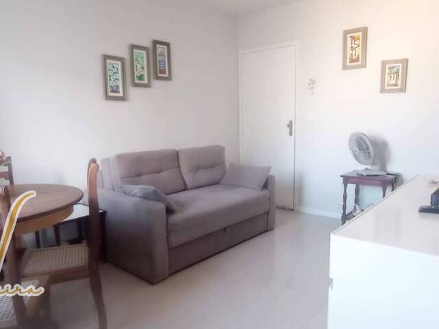 #239 - Apartamento para Venda em Cabo Frio - RJ