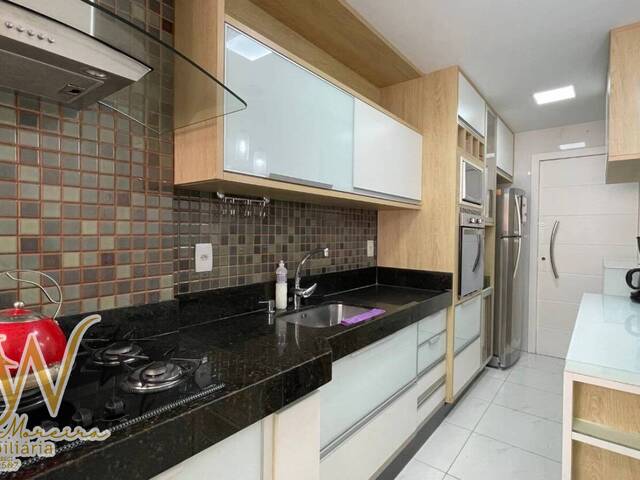 #241 - Apartamento para Venda em Cabo Frio - RJ